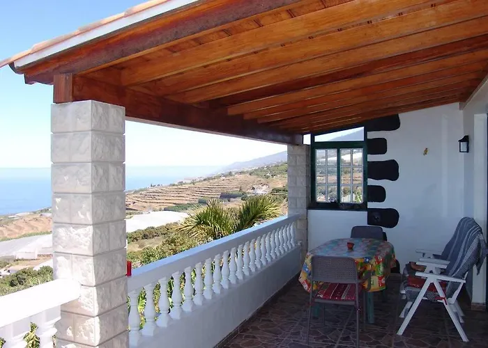 Apartamentos Finca Casa Jardín